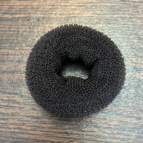 Hair Donut Bun Mesh Ballet Sock Bun (Large, Brown) - Picture 2 of 2